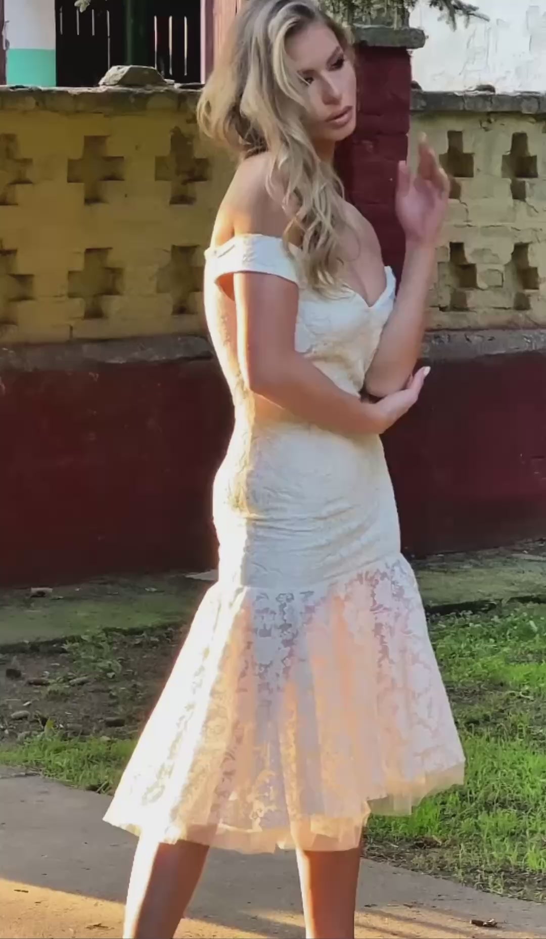 Ivory Lace Siren Midi